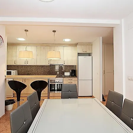 Appartement Duplex Llaverias *