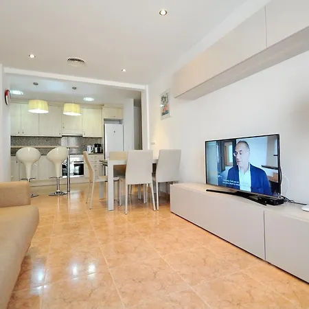 Duplex Llaverias Apartman *