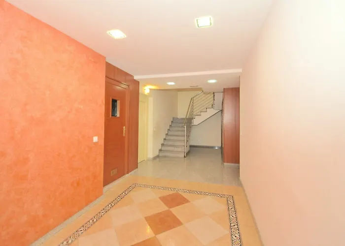 Duplex Llaverias Daire *